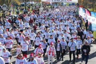 Patriota we współczesnym świecie: kluczowe cechy i wartości patriotyzmu