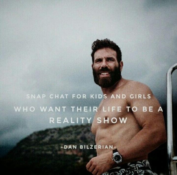 Kim naprawdę jest Dan Bilzerian: odkrywanie prawdy o kontrowersyjnym milionerze z internetu