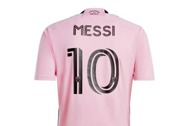 Odkrywamy prawdę: Ile lat ma Messi i jego fascynująca kariera w futbolu